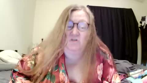 rachelredbbw online show from 07-15-26, 03:17