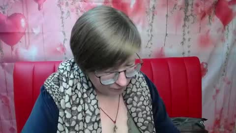 Snapshot of radachudna chatting on 04-26-26, 05:21 RadaChudna online show from 04-26-26, 05:21