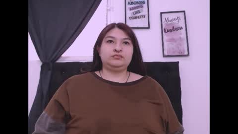 radiantgoddes online show from 11-05-25, 01:44