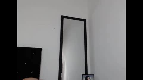 radiantgoddes online show from 01-17-26, 02:33