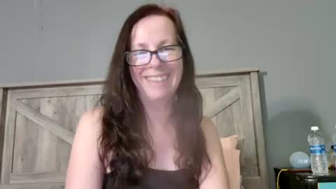 Radiant Peach Goddess online show from 02-28-25, 05:15