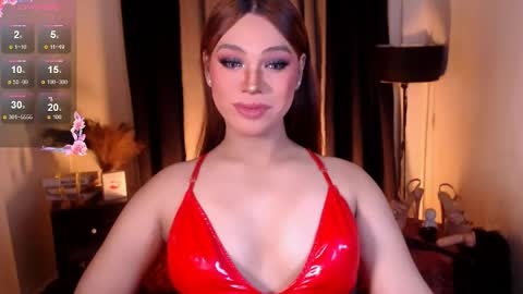 Snapshot of raeganclinton chatting on 06-08-26, 01:09 raeganclinton online show from 06-08-26, 01:09
