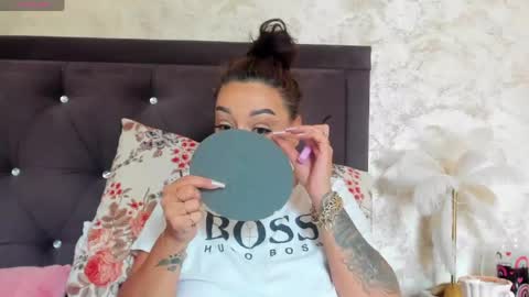 raelledarkstar online show from 05-09-26, 07:57