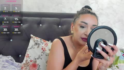 Snapshot of raelledarkstar chatting on 05-22-26, 07:48 raelledarkstar online show from 05-22-26, 07:48