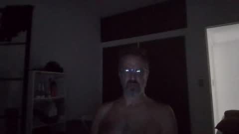 Snapshot of rafaelsel chatting on 11-03-25, 03:13 Big Uncle Jungle online show from 11-03-25, 03:13