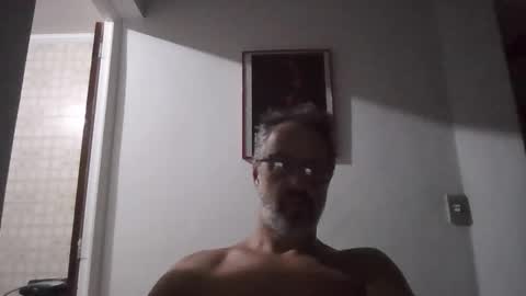 Snapshot of rafaelsel chatting on 02-03-26, 04:10 Big Uncle Jungle online show from 02-03-26, 04:10