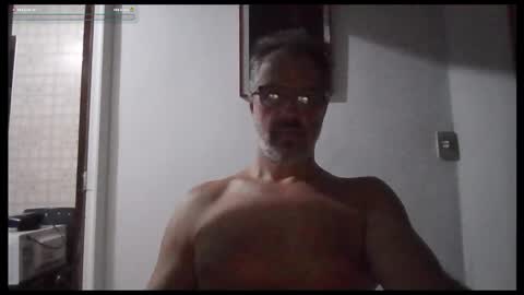 Snapshot of rafaelsel chatting on 02-13-26, 02:51 Big Uncle Jungle online show from 02-13-26, 02:51