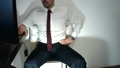 Snapshot of rafaelssk chatting on 06-02-26, 03:25 elenacam online show from 06-02-26, 03:25