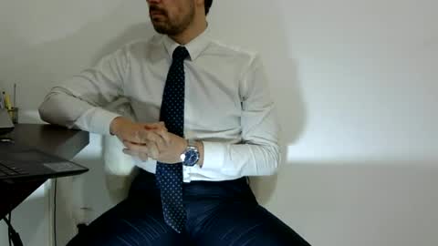 Snapshot of rafaelssk chatting on 06-16-26, 03:36 elenacam online show from 06-16-26, 03:36
