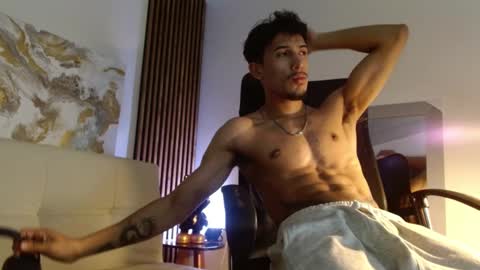 Snapshot of rafaelstone chatting on 02-06-25, 03:48 IG online show from 02-06-25, 03:48