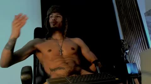 Snapshot of rafaelstone chatting on 02-27-25, 10:48 IG online show from 02-27-25, 10:48