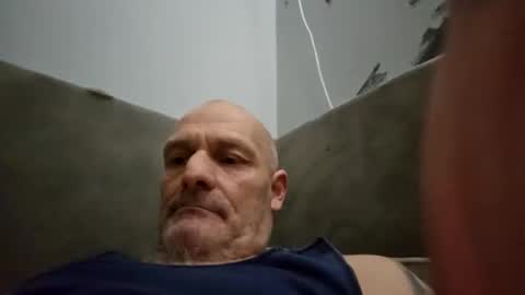 Bigthickdickinvic online show from 05-17-26, 01:29