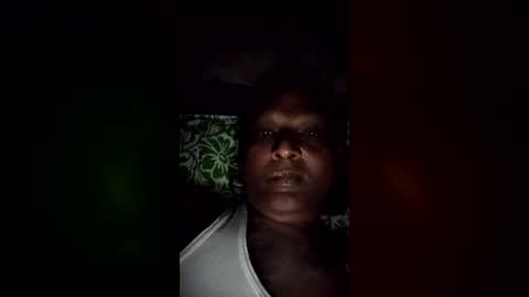Snapshot of rahil98 chatting on 07-12-26, 06:21 rahil98 online show from 07-12-26, 06:21