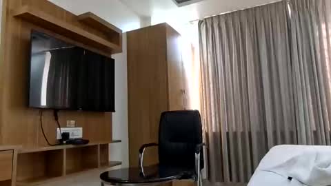 Snapshot of rahulr0 chatting on 05-28-26, 10:12 Rahul online show from 05-28-26, 10:12