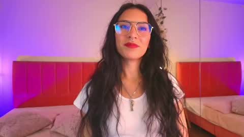 Raia online show from 02-10-26, 03:21