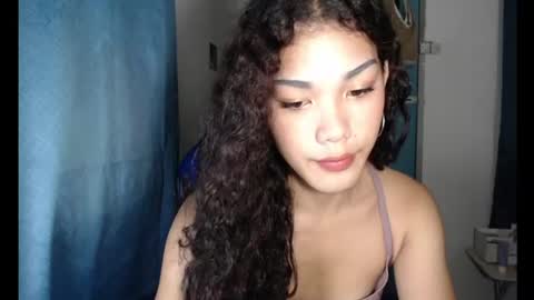 Snapshot of raiinddroopss chatting on 07-21-26, 02:19 moon online show from 07-21-26, 02:19