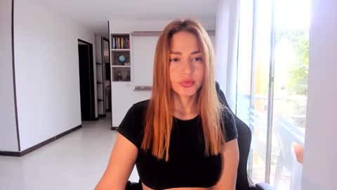 Jennyindependent model . online show from 12-22-25, 05:32