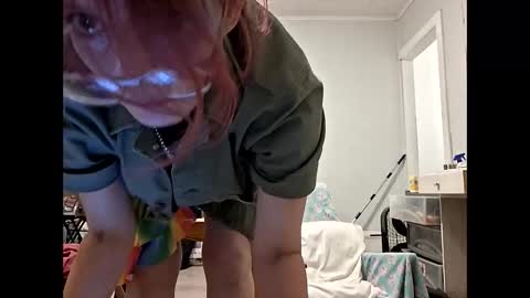 rainbowbrooke79 online show from 11-12-25, 08:04