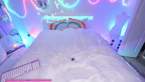 Mary Rainz online show from 05-16-26, 04:31