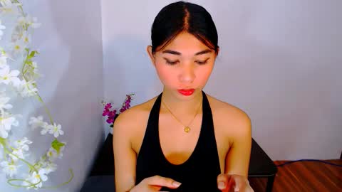 raindrizzle1706 online show from 11-24-25, 03:34