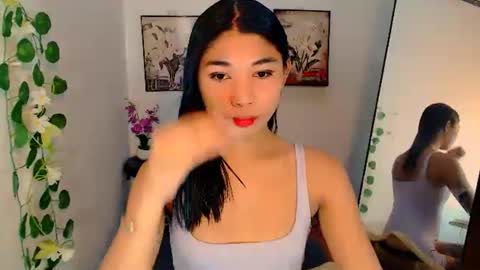 raindrizzle1706 online show from 12-18-25, 12:49