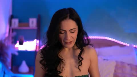 RaisaVawn online show from 01-19-26, 06:50