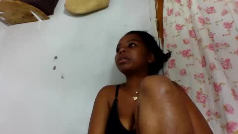 Snapshot of raissa38 chatting on 11-10-25, 09:03 raissa38 online show from 11-10-25, 09:03