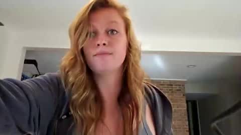 Snapshot of raisydainbow chatting on 11-06-25, 03:13 raisydainbow online show from 11-06-25, 03:13