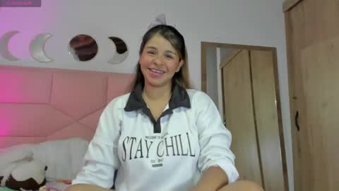  Nina  online show from 04-01-26, 11:35