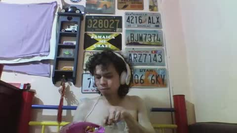 Snapshot of raku2386 chatting on 12-10-24, 08:51 Ken online show from 12-10-24, 08:51