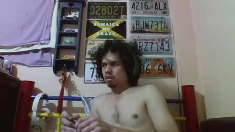 Snapshot of raku2386 chatting on 01-01-25, 09:49 Ken online show from 01-01-25, 09:49