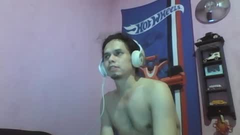 Snapshot of raku2386 chatting on 09-09-25, 02:33 Ken online show from 09-09-25, 02:33