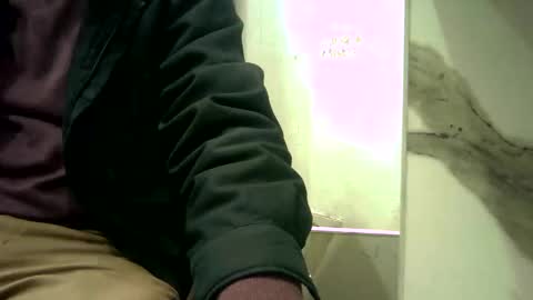 Snapshot of rakulgee12 chatting on 03-02-26, 06:14 rakulgee1 online show from 03-02-26, 06:14