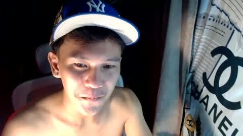 Snapshot of ralfhuge24 chatting on 06-23-26, 07:45 ralfhuge24 online show from 06-23-26, 07:45