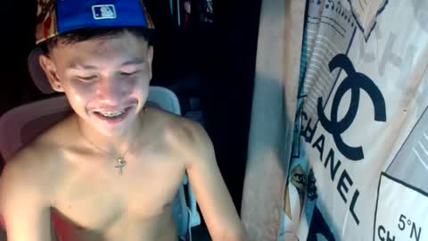 Snapshot of ralfhuge24 chatting on 07-18-26, 10:41 ralfhuge24 online show from 07-18-26, 10:41