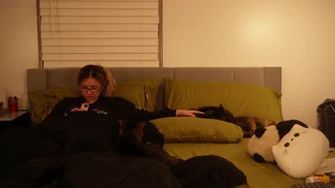 Rami online show from 02-18-25, 07:54