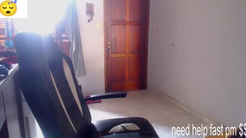 Snapshot of ramisexyloveyou chatting on 01-09-25, 08:11 Ramiro online show from 01-09-25, 08:11