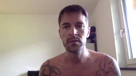 Snapshot of ramler0815 chatting on 07-07-26, 06:05 ramler0815 online show from 07-07-26, 06:05