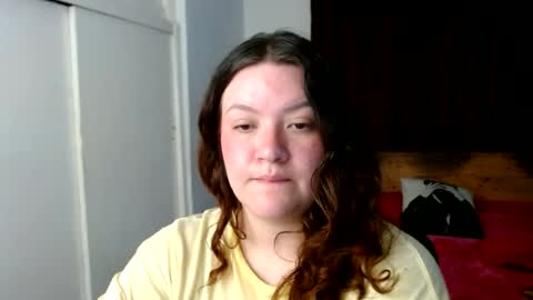 Snapshot of ramona15 chatting on 06-25-26, 12:54 Ramona online show from 06-25-26, 12:54