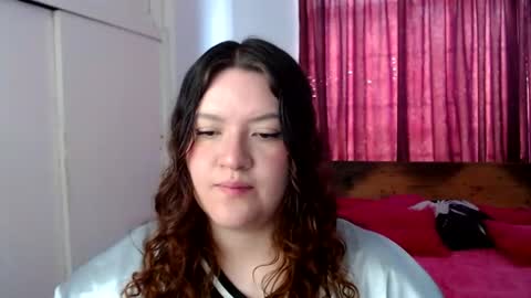 Snapshot of ramona15 chatting on 07-16-26, 05:30 Ramona online show from 07-16-26, 05:30