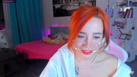 Snapshot of ramona_terner chatting on 01-08-25, 02:35 Ramona terner online show from 01-08-25, 02:35