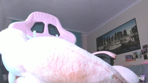 Snapshot of ramona_terner chatting on 03-10-25, 05:50 Ramona terner online show from 03-10-25, 05:50