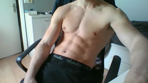 ramonjoosse2001 online show from 03-27-26, 12:16