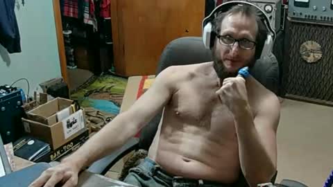 Randall online show from 11-19-25, 12:38