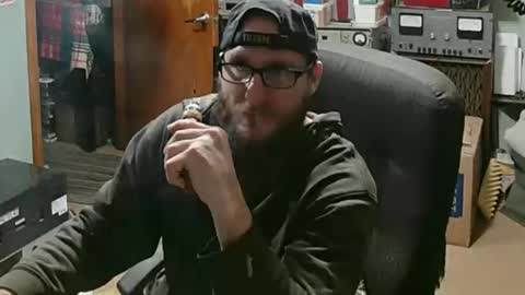 Snapshot of randalltotazz chatting on 05-03-26, 11:33 Randall online show from 05-03-26, 11:33