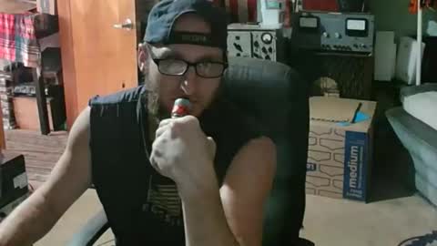 Snapshot of randalltotazz chatting on 05-31-26, 08:32 Randall online show from 05-31-26, 08:32