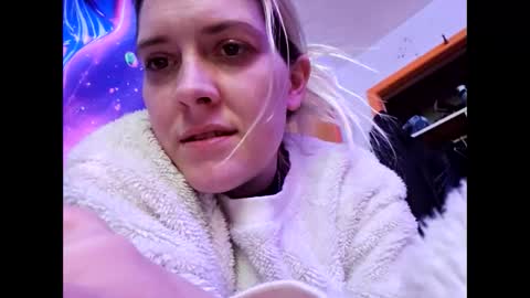 Randcandy77 online show from 02-10-25, 07:28