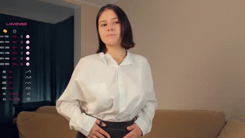 Snapshot of randichaplin chatting on 01-08-25, 04:54 Vilda online show from 01-08-25, 04:54