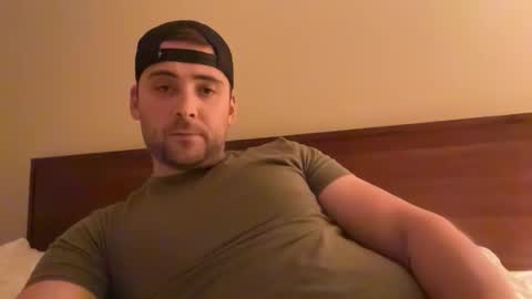 Snapshot of randomdude5950 chatting on 03-25-26, 02:50 randomdude5950 online show from 03-25-26, 02:50