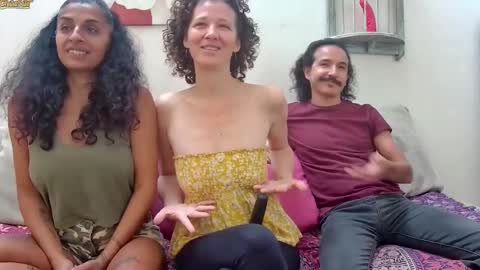 Snapshot of randomshuffle chatting on 02-11-25, 02:24 MR DJ Randomshuffle friends playing with sexual energy live - OMG we are back online show from 02-11-25, 02:24